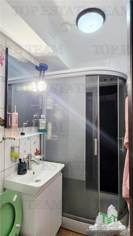 Apartament renovat si luminos situat la Gara de Nord - foto 7