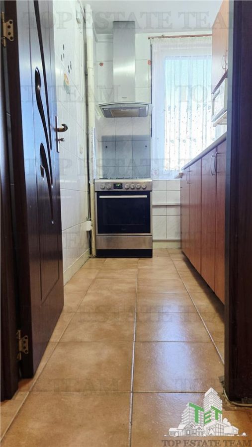 Apartament renovat si luminos situat la Gara de Nord - foto 9