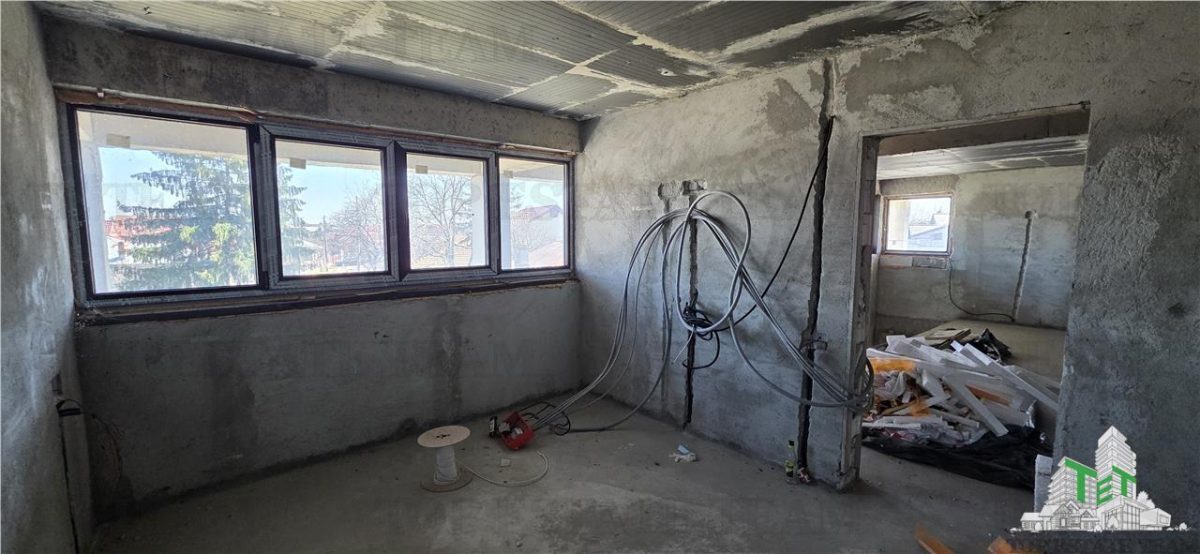 Domnesti - Oportunitate investitie/ Teren 1.643 mp + casa la gri 476mp/  pozitie excelenta - foto 14