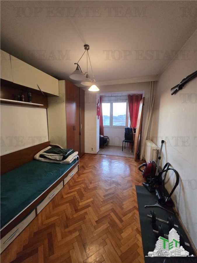 Apartament 3 camere Veteranilor - foto 4