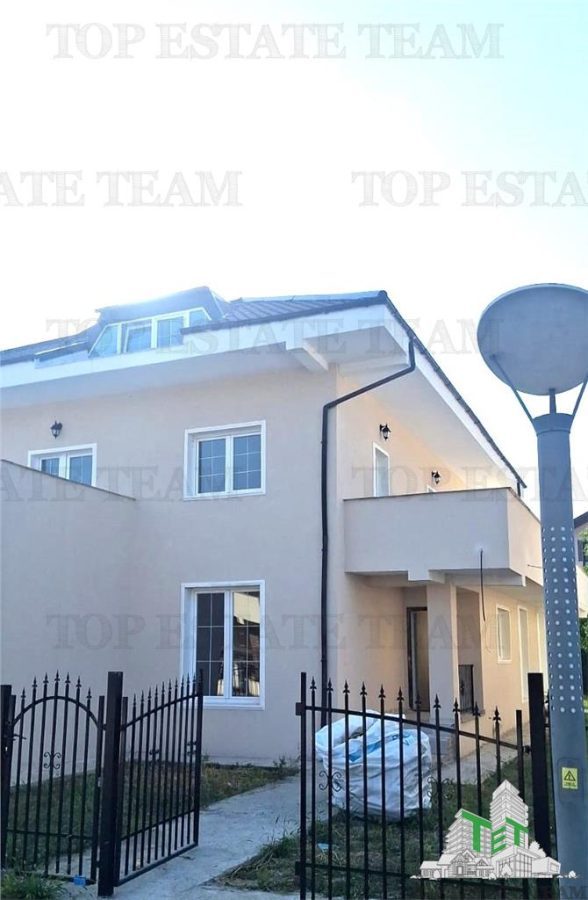 Oportunitate/ Vila spatioasa Familie/Complex  Crevedia - 