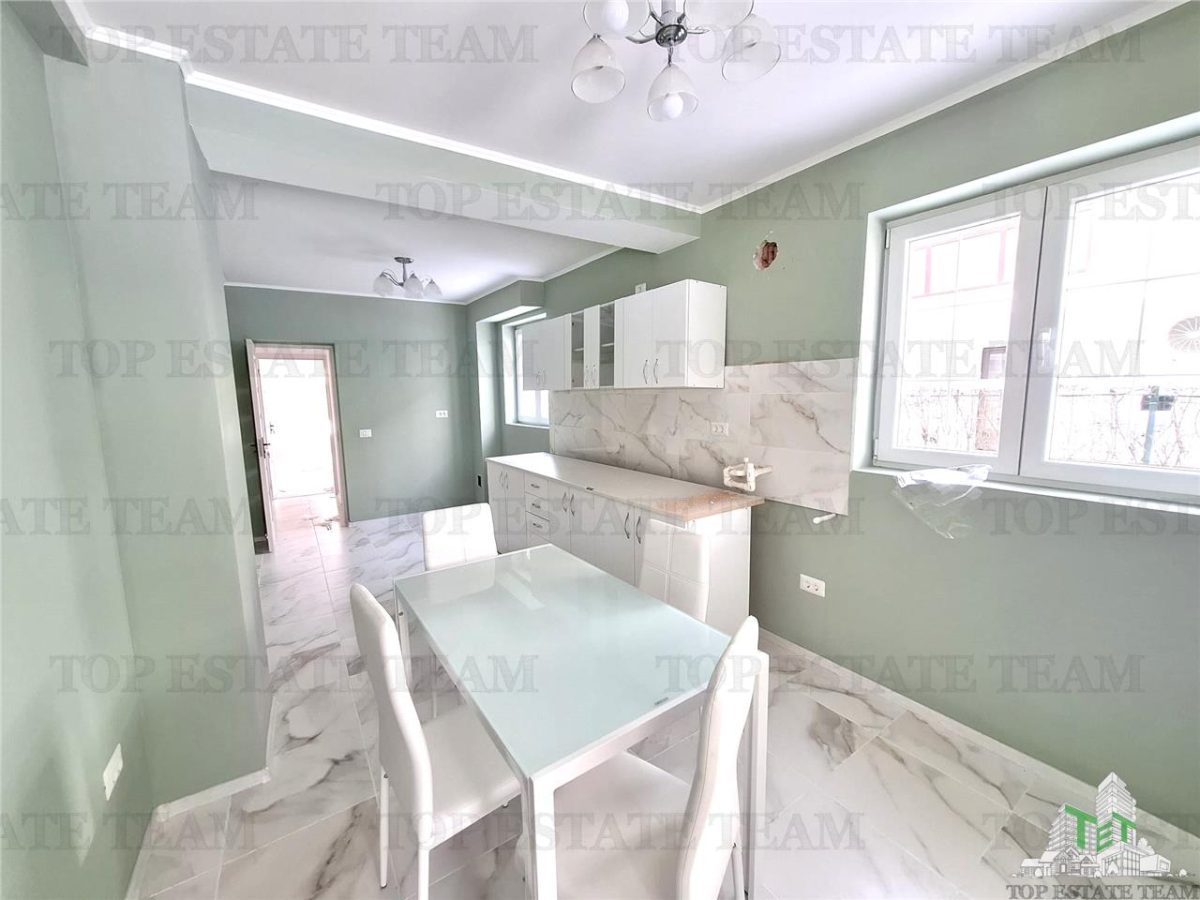 For Sale/Villa Family/Complex Privat/Lac/Crevedia - foto 7