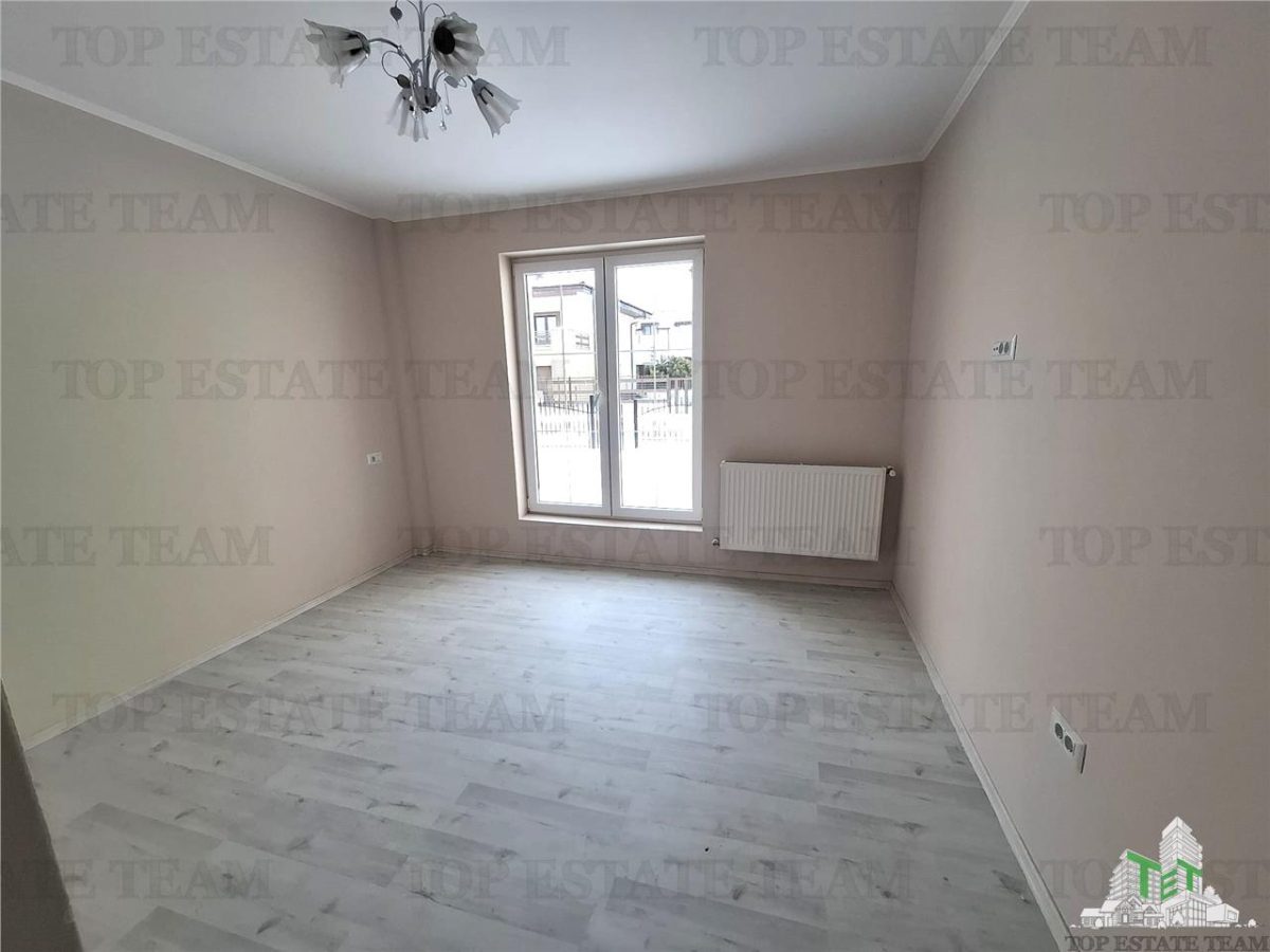 For Sale/Villa Family/Complex Privat/Lac/Crevedia - foto 9