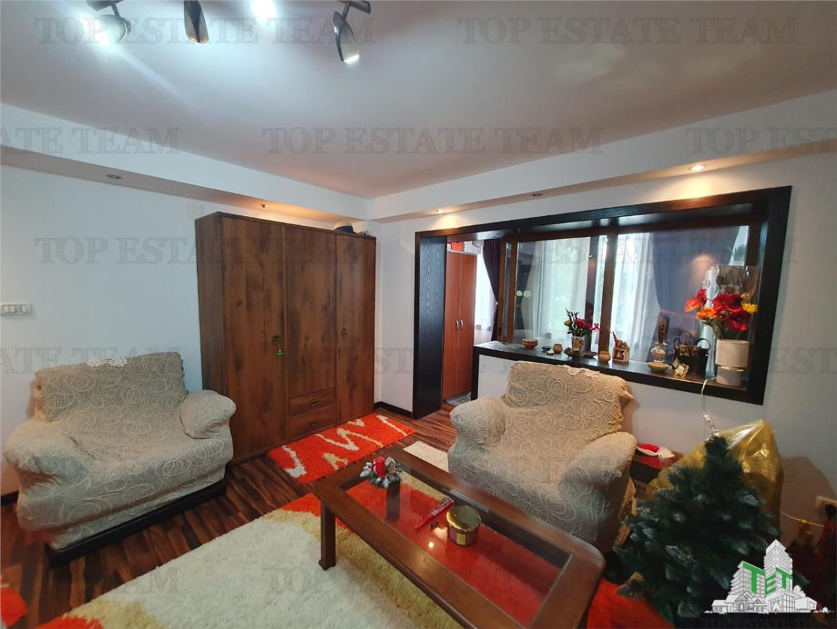 Studio decomandat central langa Lacul Techirghiol - 