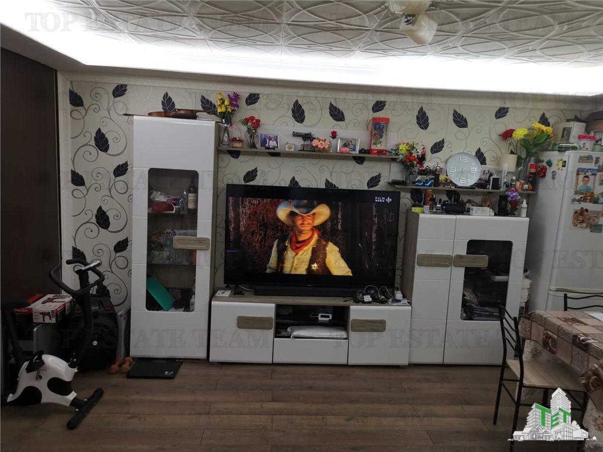 Garsoniera transformata Ã®n  2 cam. 41 mp, 1 Decembrie-Ilfov - foto 2