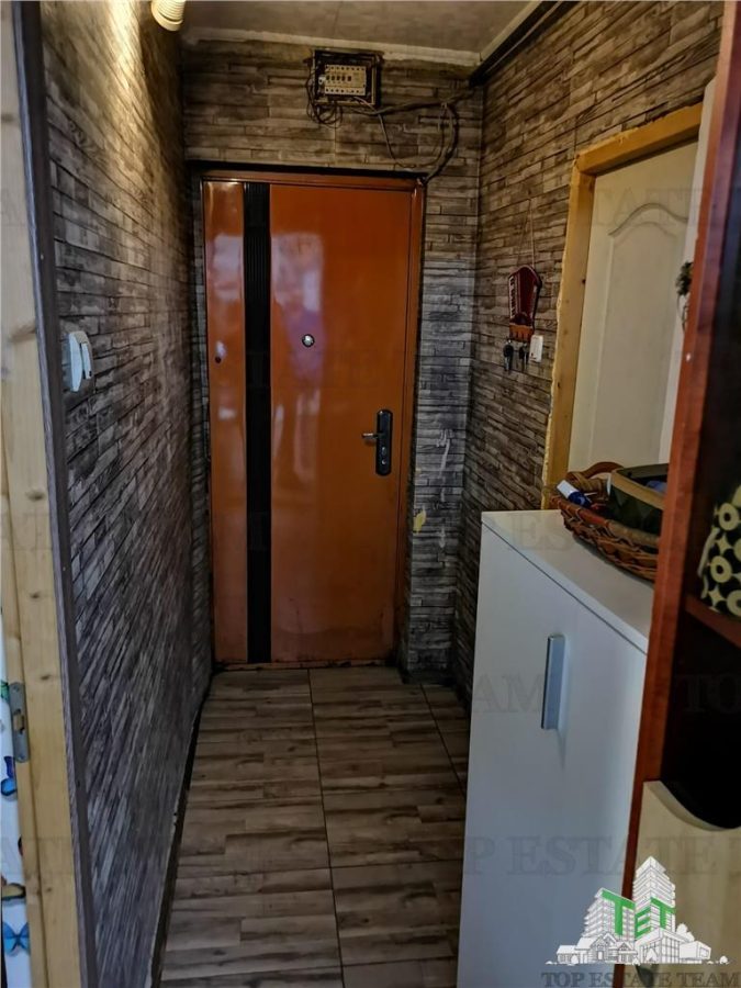 Garsoniera transformata Ã®n  2 cam. 41 mp, 1 Decembrie-Ilfov - foto 5