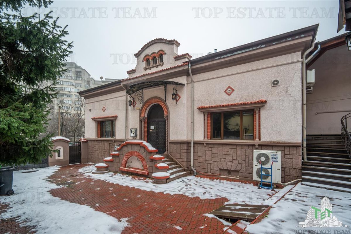 Proprietate Piata Unirii - teren  1000mp +  2 constructii - foto 15