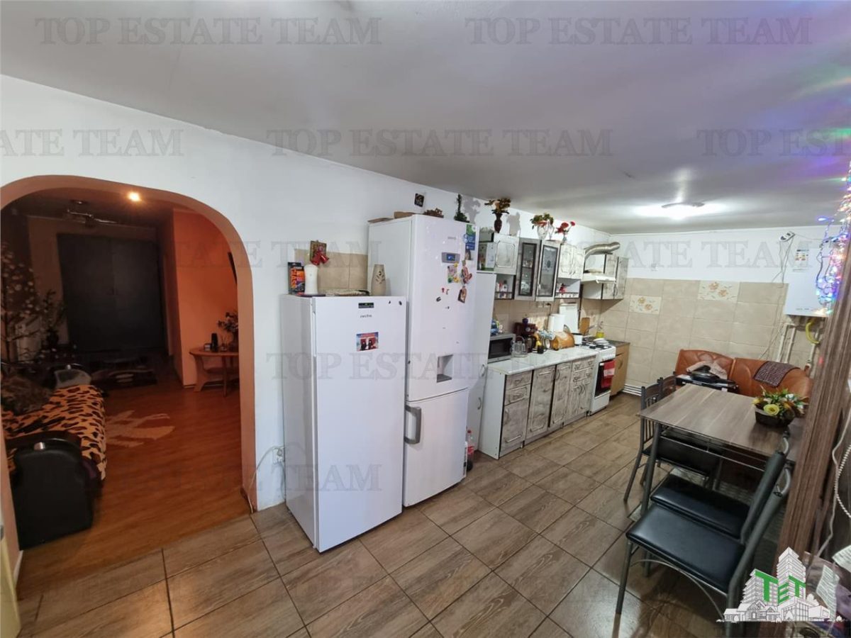 2 case  la pret de una in Valu lui Traian, Constanta - foto 13