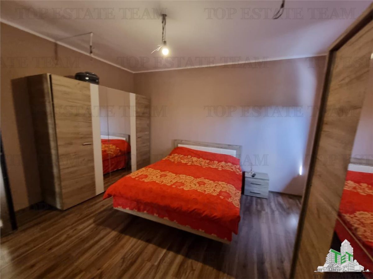 2 case  la pret de una in Valu lui Traian, Constanta - foto 18