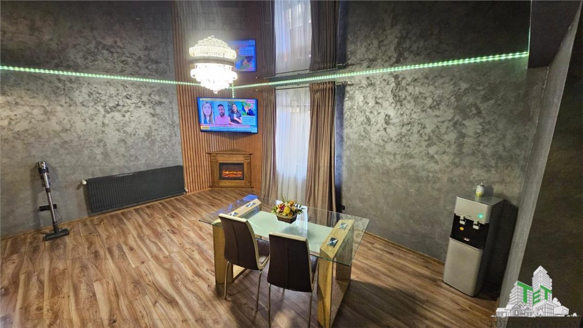 2 case  la pret de una in Valu lui Traian, Constanta - foto 9