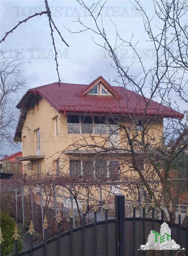 Vila regie proprie 5 camere+crama centru Domnesti - foto 4