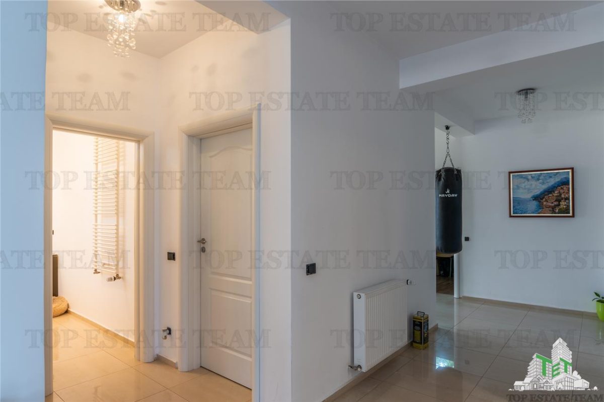 Vila 5 camere, Pasarea, Branesti cu piscina - foto 15