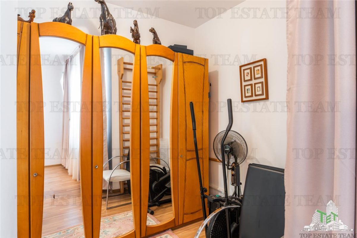 Vila 5 camere, Pasarea, Branesti cu piscina - foto 20