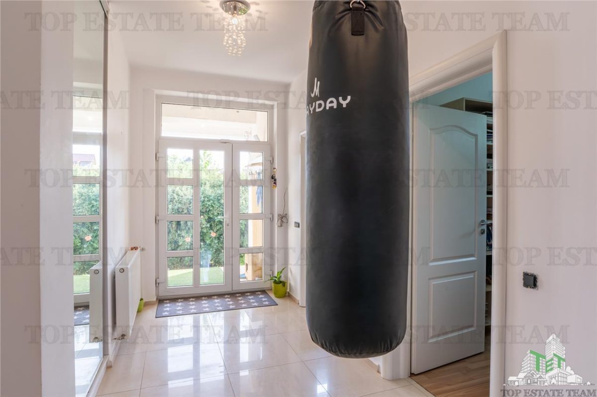 Vila 5 camere, Pasarea, Branesti cu piscina - foto 22