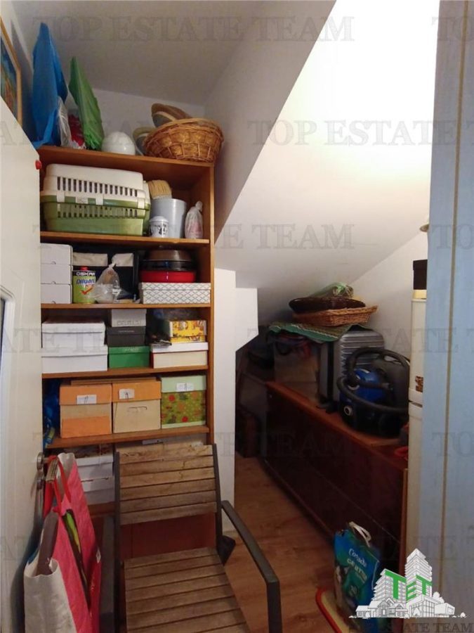Apartament 2 camere zona Titan, curte proprie 37mp in vila - foto 12