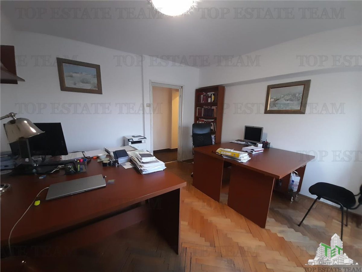 Piata Unirii  chiar la metrou in exclusivitate vanzare 2 camere cu loc de parcare - foto 2