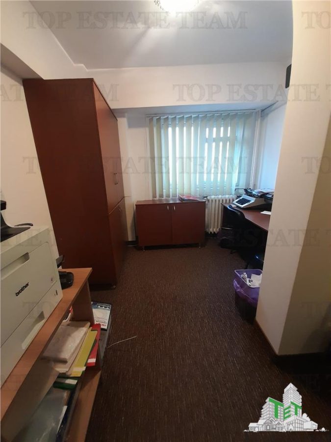 Piata Unirii  chiar la metrou in exclusivitate vanzare 2 camere cu loc de parcare - foto 12