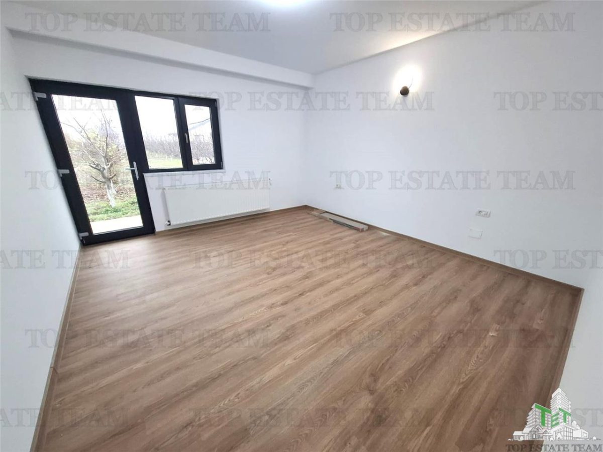 For Sale Casa Vlasiei/Livada si curte generoasa - foto 11