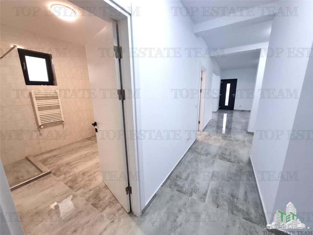 For Sale Casa Vlasiei/Livada si curte generoasa - foto 9