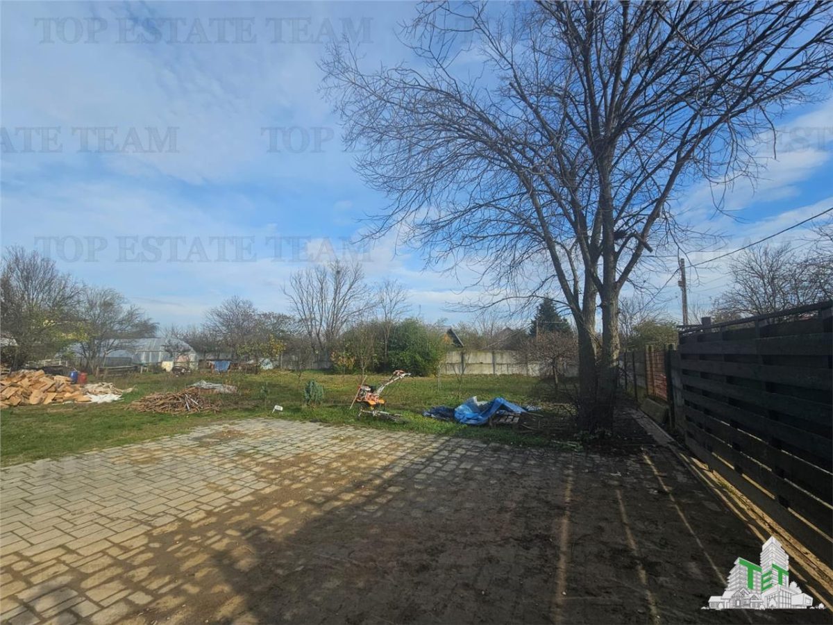 Teren 2000mp intre case langa Padurea Teghes - 