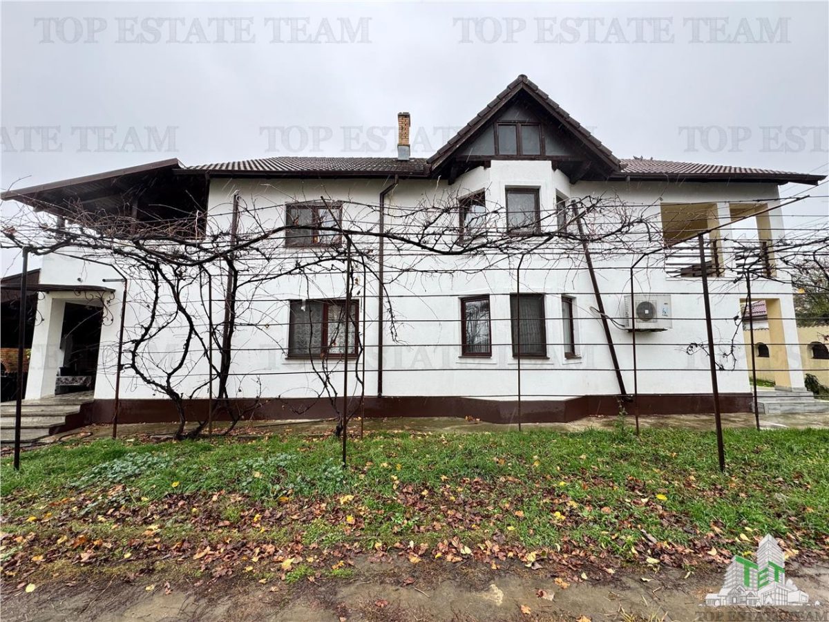 Vila de vanzare in Branistea, teren 2665 mp - 