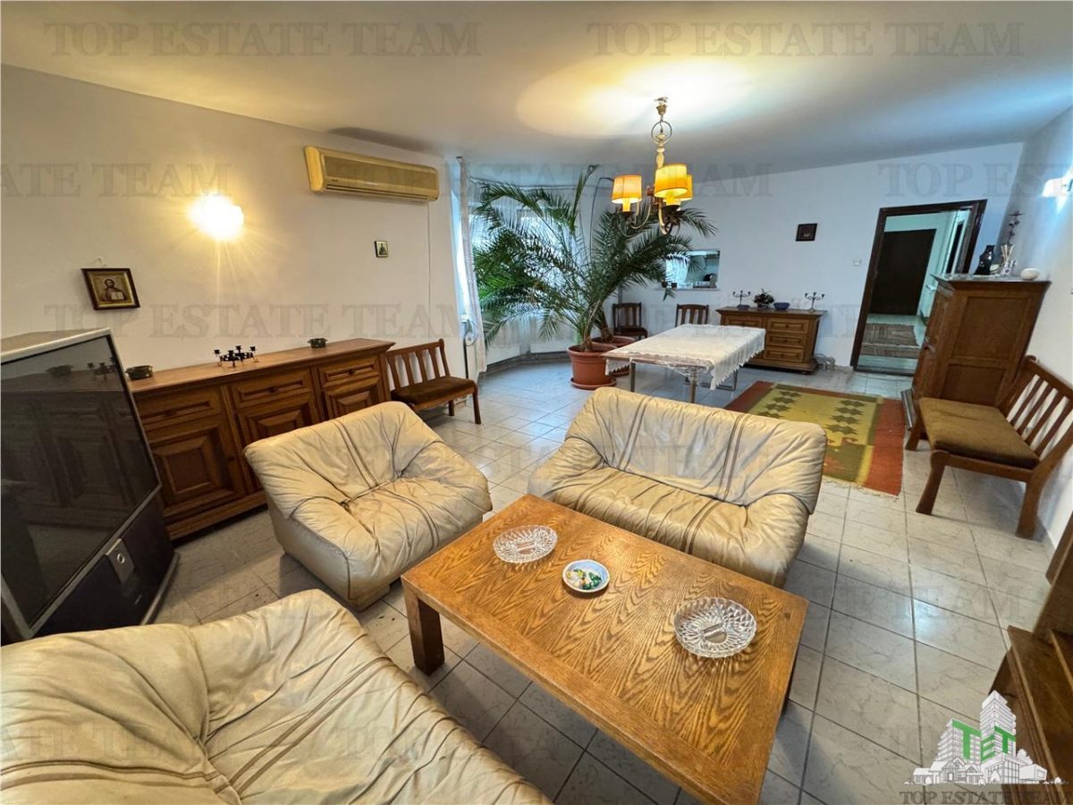 Vila de vanzare in Branistea, teren 2665 mp - foto 5