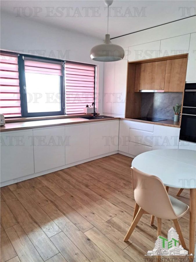 Resedinta Moderna  Ansamblu Tip Boutique /Gata de Mutare - foto 14