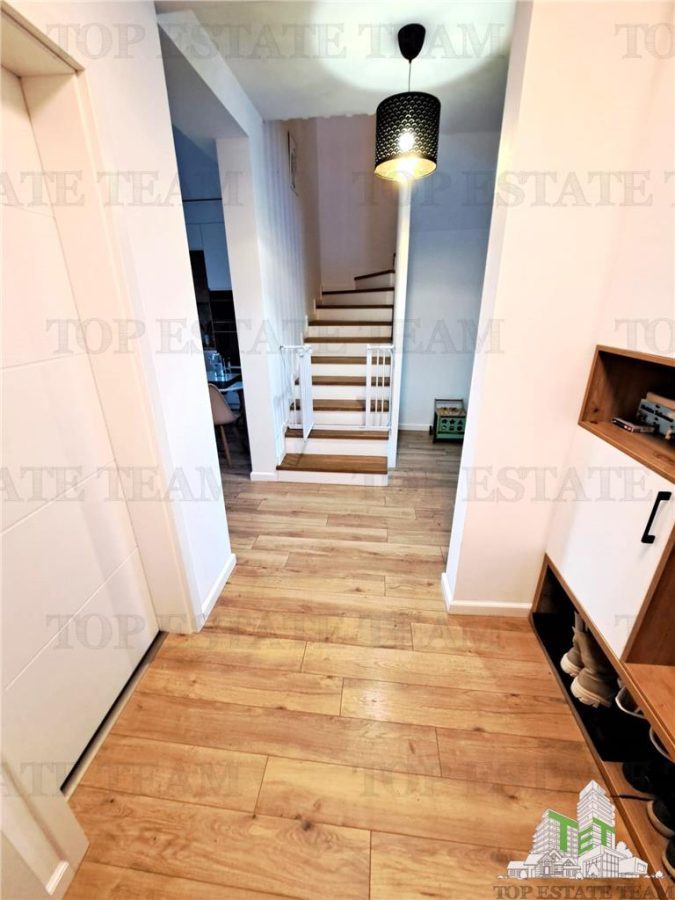 Resedinta Moderna  Ansamblu Tip Boutique /Gata de Mutare - foto 15