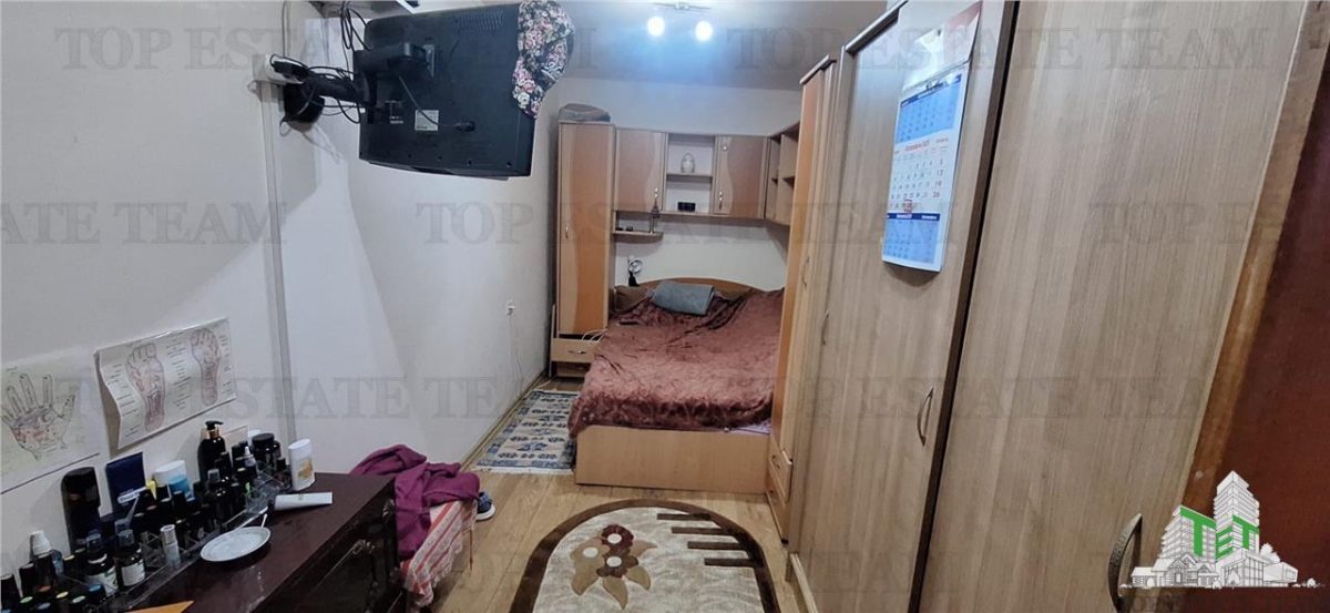 Casa  spatioasa cu 5 camere si curte proprie in Zona Bratianu, Constanta - foto 5