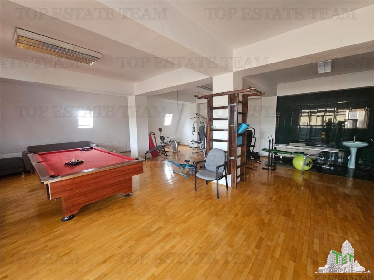 Vila spatioasa 670mp utili in zona Gorjului-Uverturii - foto 12