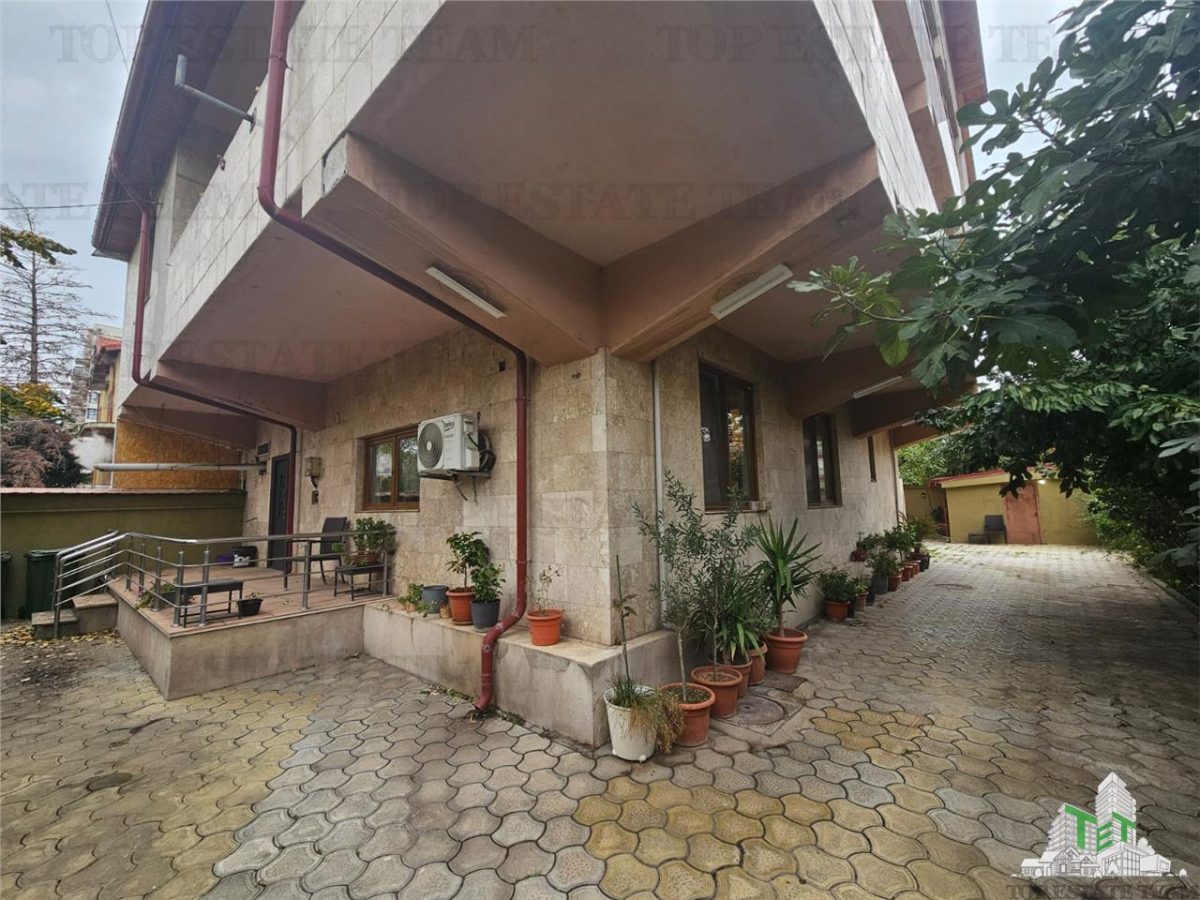 Vila spatioasa 670mp utili in zona Gorjului-Uverturii - foto 8