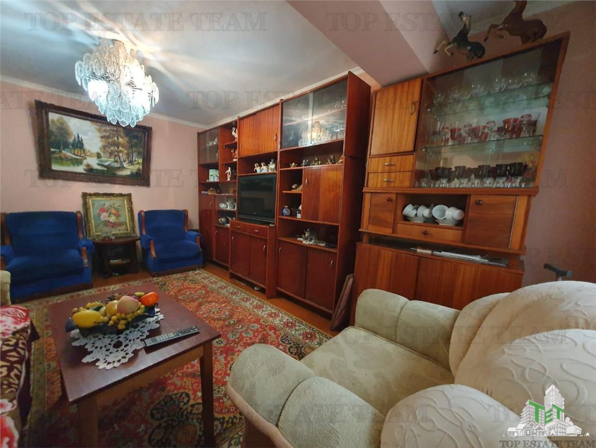 Apartament 2 camere  decomandat si beci  Brotacei Constanta - foto 13