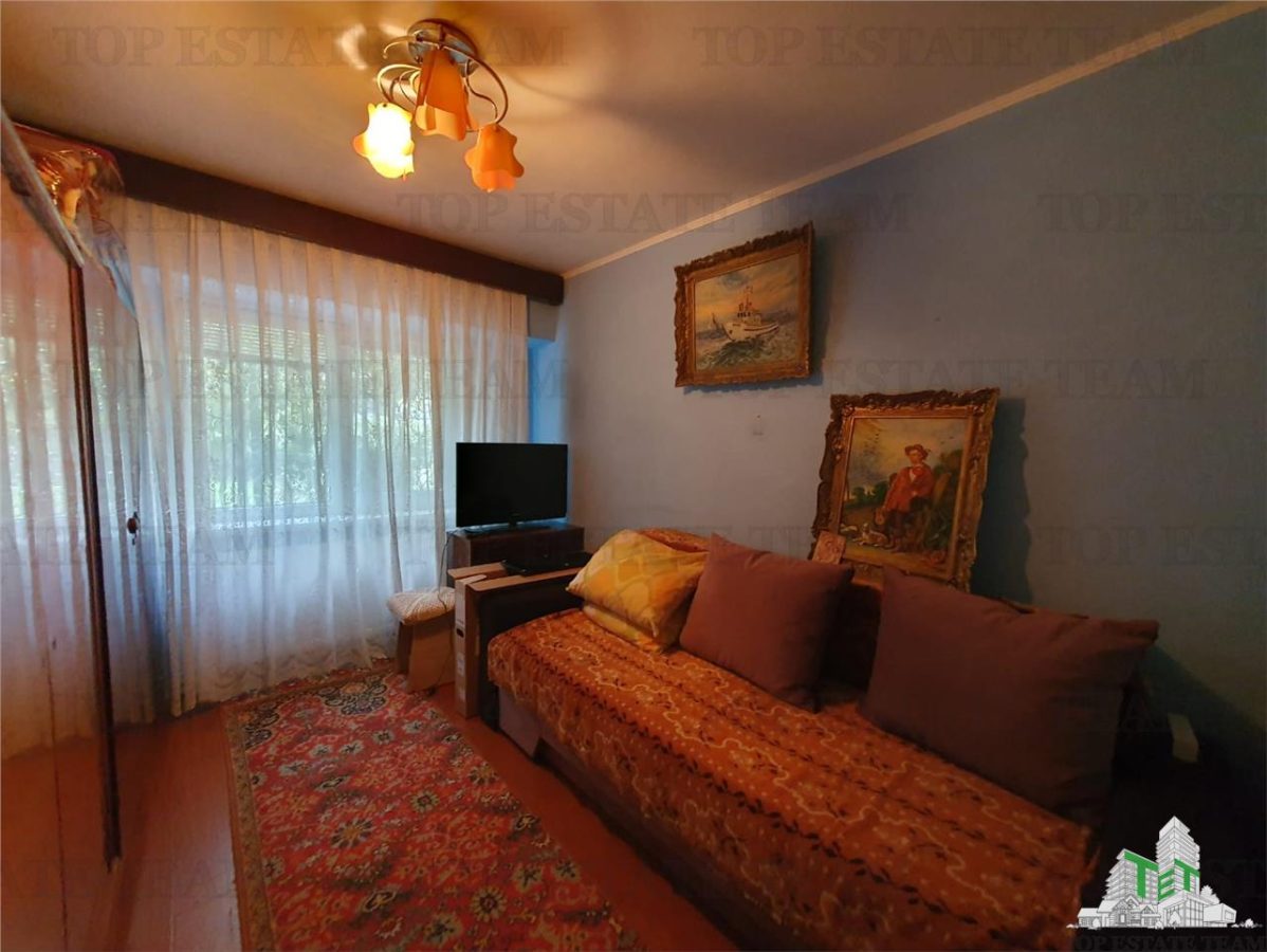 Apartament 2 camere  decomandat si beci  Brotacei Constanta - foto 3