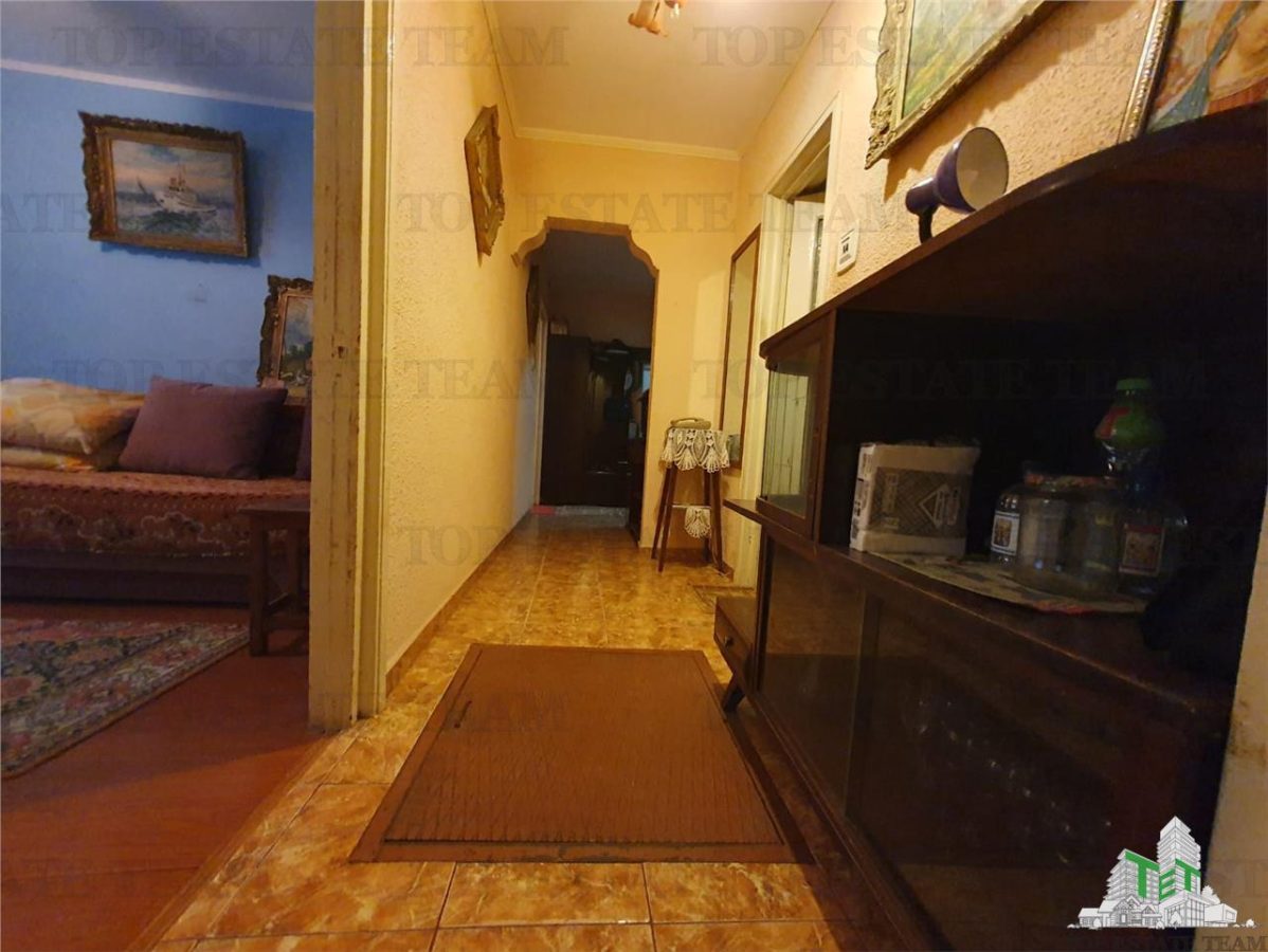 Apartament 2 camere  decomandat si beci  Brotacei Constanta - foto 6