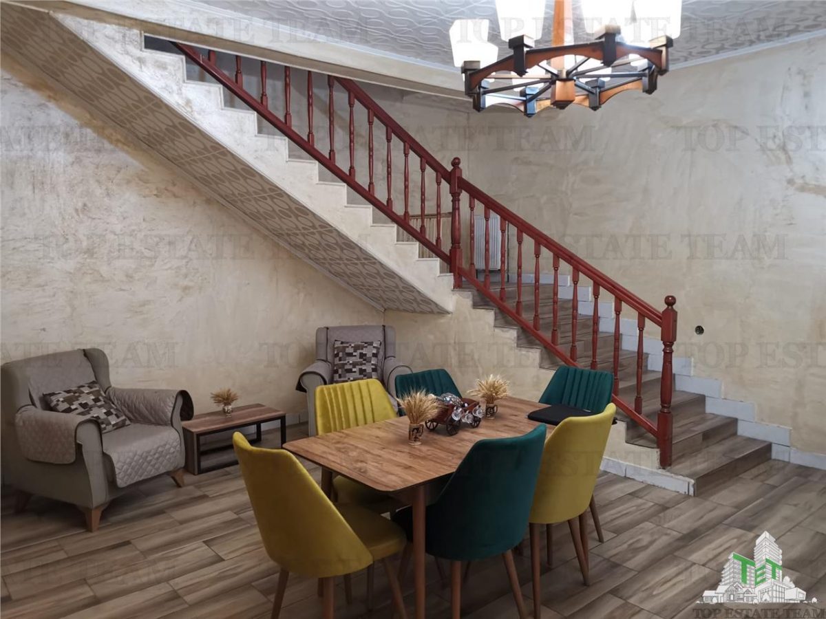 Vila cu etaj in Adunatii Copaceni, p+1+ pod + garaj + anexe, 5 camere, teren 1000mp - foto 6