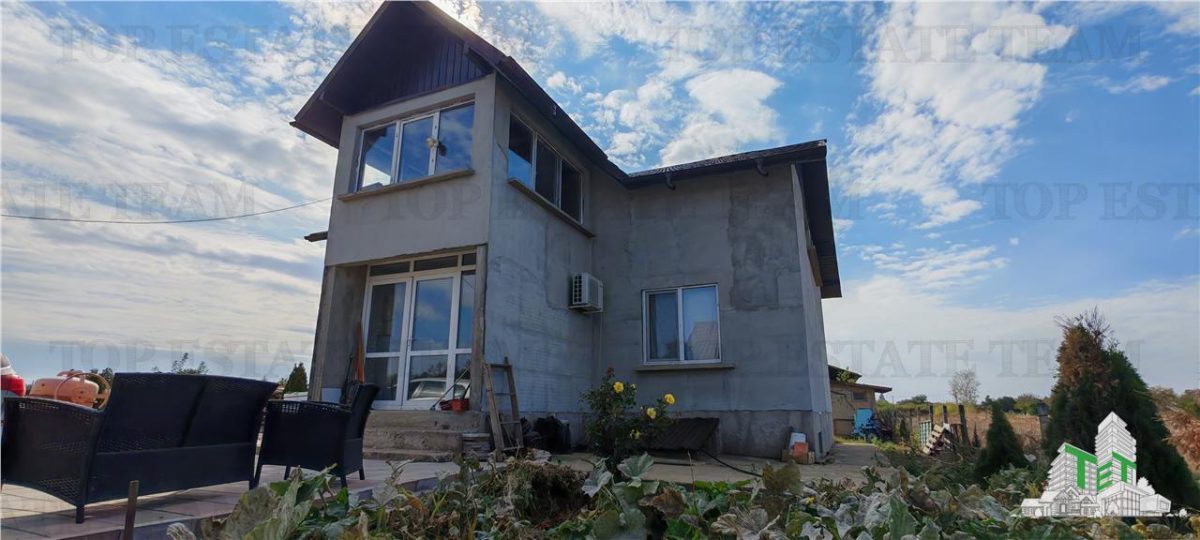 Ferma 3,3ha, din care 2,5ha intravilan, vila 7 camere, D+P+E+M, casa pentru muncitori, grajd animale, livada, culturi porumb si grau, PODISOR/GIURGIU - foto 8