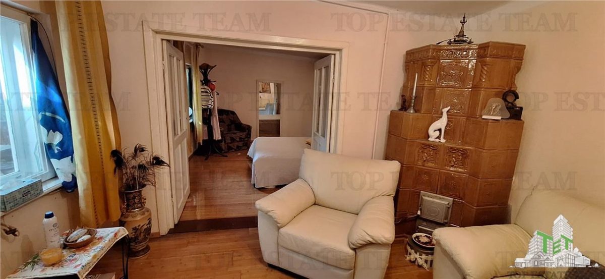 Casa rustica cu curte, 3 camere, zona Tabacarie, Constanta - foto 2