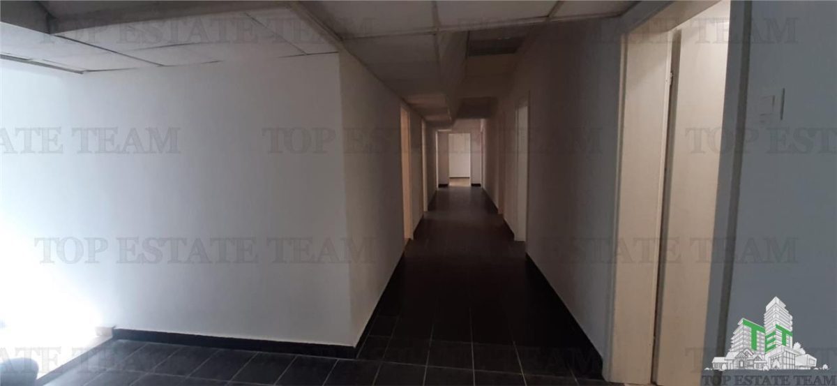 Spatii birou / comerciale de inchirat ,Universitate,  10 euro / mp - foto 24