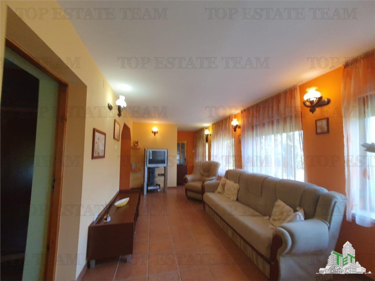 Casa individuala superba si teren generos TechirghiolÂ  - foto 11