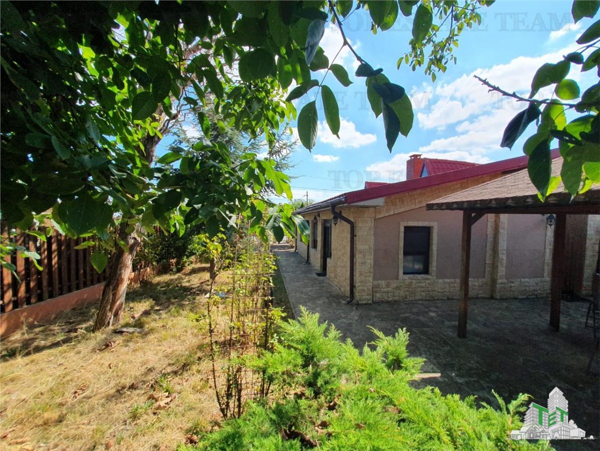 Casa individuala superba si teren generos TechirghiolÂ  - foto 21