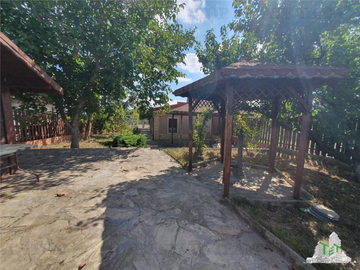 Casa individuala superba si teren generos TechirghiolÂ  - foto 24