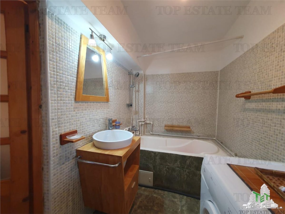 Casa individuala superba si teren generos TechirghiolÂ  - foto 8