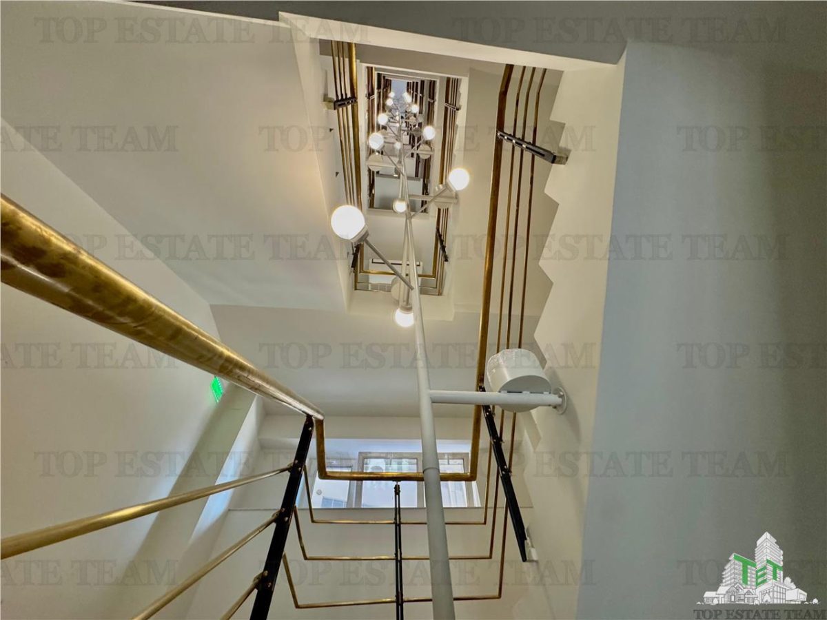 Spatiu comercial / office ultracentral de inchiriat complet utilat/recompartimentare la cerere  + parcari - foto 15