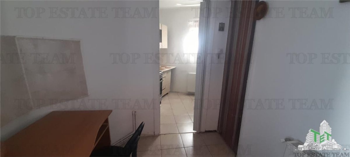 Unirii Marasesti apartament  in vila etaj 1/2 - foto 5