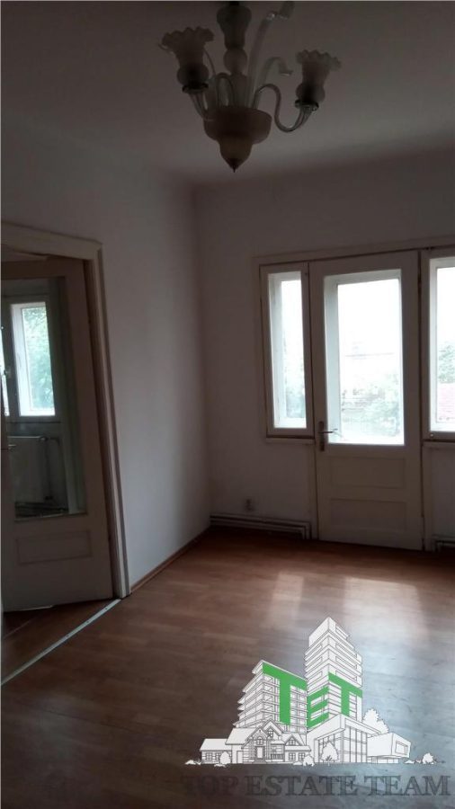 Casa 6 camere de inchiriat , activitate comerciala sau office , parcare, curte, 170 mpu  zona Gara Nord - foto 11