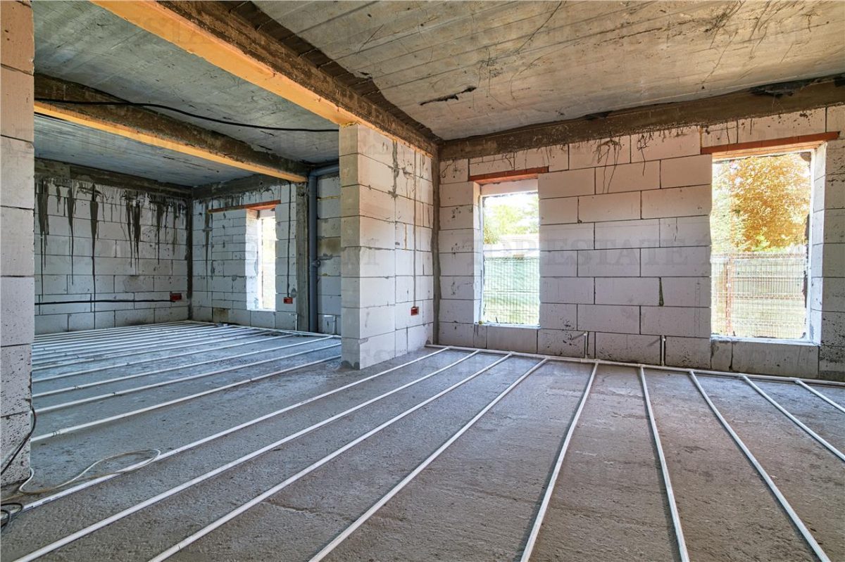 URGENT CASA NEFINALIZATA MIHAIL KOGALNICEANU - CONSTANTA - PLUS TEREN 1056MP - foto 5