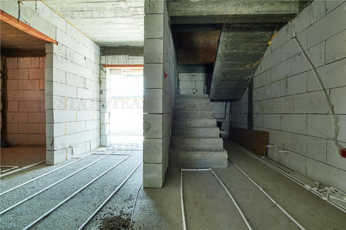 URGENT CASA NEFINALIZATA MIHAIL KOGALNICEANU - CONSTANTA - PLUS TEREN 1056MP - foto 9