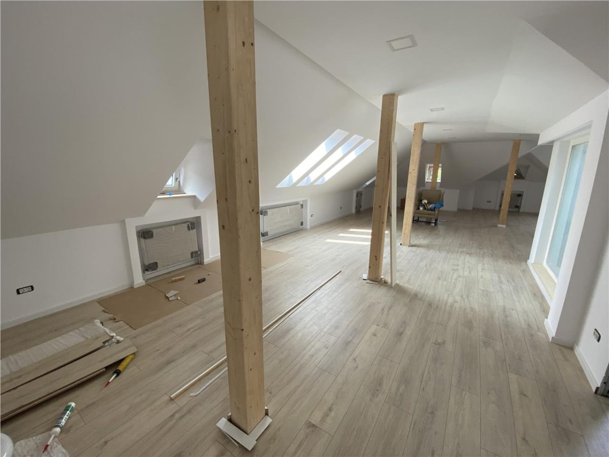 Vila de inchiriat in zona Capitale, office/rezidenta - foto 14