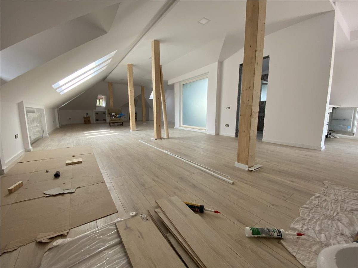 Vila de inchiriat in zona Capitale, office/rezidenta - foto 15