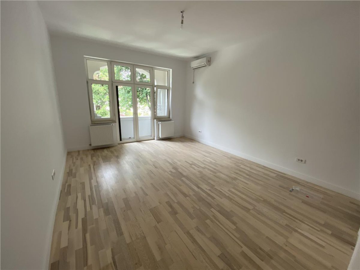 Vila de inchiriat in zona Capitale, office/rezidenta - foto 19